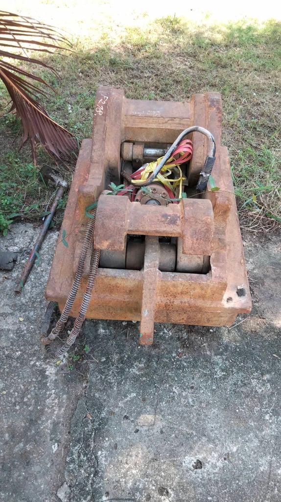 ลดกระหน่ำ  9,900 Uาท !! FROM JAPAN เก่าญี่ปุ่นแท้💥  #ตัวเปลี่ยนบุ๊งกี๋ #ตัวปลดบุ๊งกี๋เร็ว   ขนาด 20-30ตัน