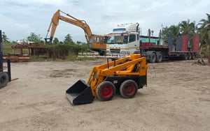 66,000 Uาท FROM JAPAN #รถตักเล็ก #บ๊อบแคท #BOBCAT 310 #รถตัก #รถตักล้อยาง เก่าญี่ปุ่น 