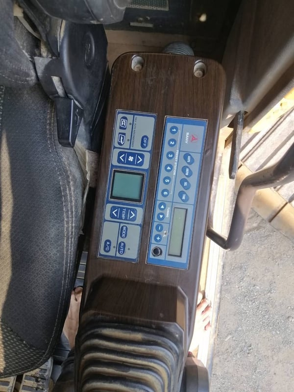 888,000 Uาท 💥 มีเล่มทะเบียน พร้อมใช้งาน #รถขุดซานี่  #รถขุดใหญ่  รถปี60 💥HYD. EXCAVATOR  #SANY #SY215C