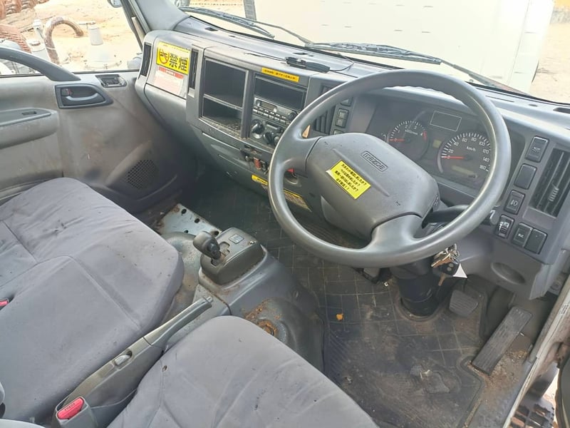 #โรโบคอป เล็ก #อิซูสุ TITAN MAZDA มาสด้า LLR85 #LMR85 รุ่นยกหัวได้ มีขาหน้า ไม่มีขาหลัง ไฟตาตั้ง หัวตึก กระจกไฟฟ้า 