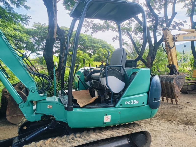 รถขุดเล็ก #รถขุด #รถขุดโคมัสสุ MINI. EXCAVATOR #KOMATSU  #PC35R8 #PC35 R-8 #รถขุด3ตัน