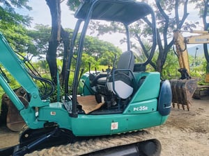 รถขุดเล็ก #รถขุด #รถขุดโคมัสสุ MINI. EXCAVATOR #KOMATSU  #PC35R8 #PC35 R-8 #รถขุด3ตัน