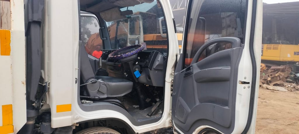 #รถดัมพ์  #รถดั้มพ์  #รถดั้มพ์3คิว  #ISUZU  #NMR   #NMR130  #NLR130