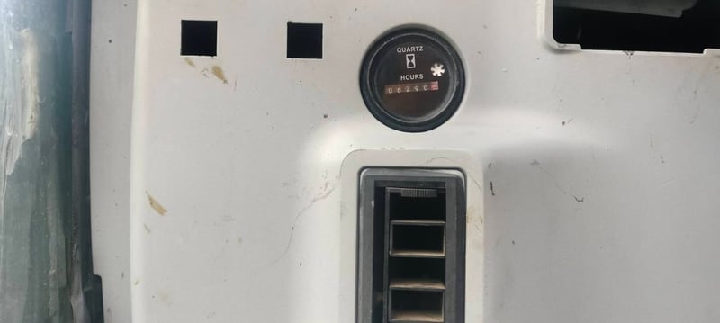 #มหกรรมลดล้างสต๊อก  650,000 บาท 🎉 HYD. EXCAVATOR #KOBELCO #SK135SR -1ES #YY04 👍 รถขุด โกเบ 12ตัน