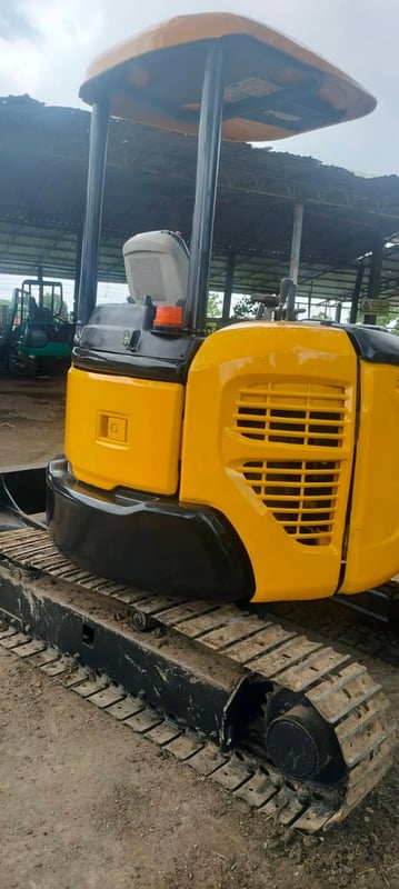 EXCAVATOR #KOMATSU #PC30 #PC30MR -3  👍 ขนาด 3ตัน มีลายไปป์ปิ้ง (ลายหัวเจาะกระแทก)