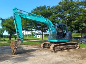#มหกรรมลดล้างสต๊อก  650,000 บาท 🎉 HYD. EXCAVATOR #KOBELCO #SK135SR -1ES #YY04 