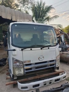 #โรโบคอป เล็ก #อิซูสุ TITAN MAZDA มาสด้า LLR85 #LMR85 รุ่นยกหัวได้ มีขาหน้า ไม่มีขาหลัง ไฟตาตั้ง หัวตึก กระจกไฟฟ้า 