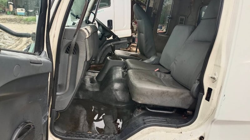 💢 62,000 Uาท 💢 #หัวเก๋ง #มิตซู #ฟูโซ่ มีแค๊ป #หัวเก๋งรถบรรทุก #หัวเก๋งหัวใหญ่ รุ่นใหม่ FROM #JAPAN CABIN #MITSUBISHI #FUSO   #FK61 #FK61FM #FN62 #FN62FM