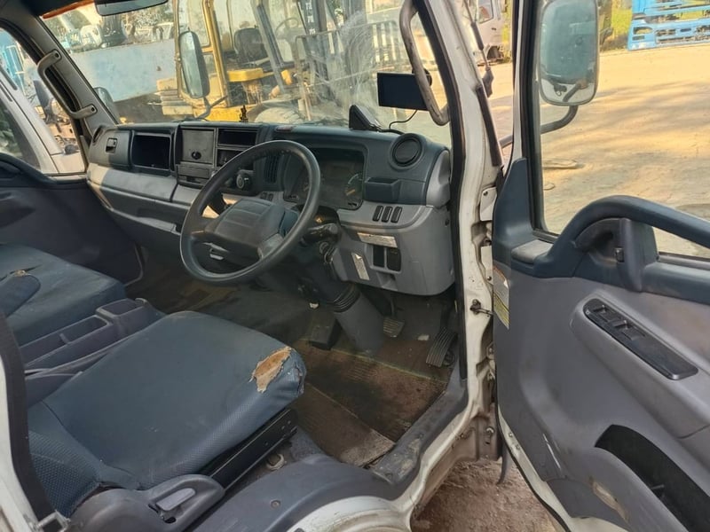 หัวเก๋ง #หัวเก๋งรถบรรทุก #แคนเตอร์ #หกล้อกลาง  #6ล้อกลาง  #มิตซูบิชิ  CANTER  #หัวกว้าง