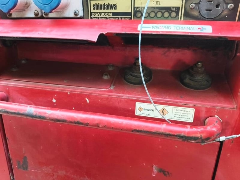 #เครื่องเชื่อมพร้อมชุดปั่นไฟ  #ชินไดว่า WELDING #GENERATOR #SHINDAIWA  #DGW300M  #6.6KVA.