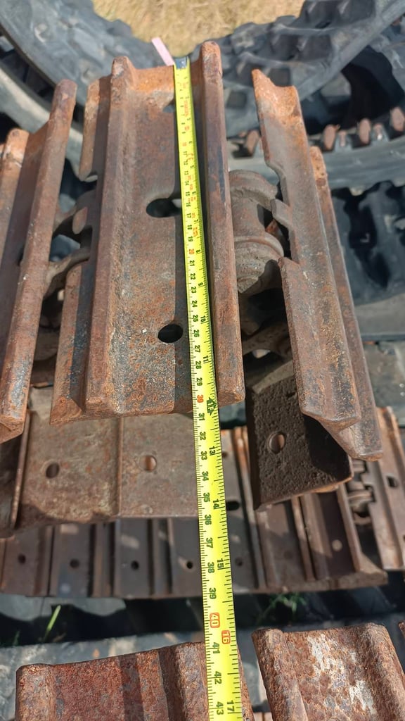 SALE FROM JAPAN #TRACK SHOE5 (คู่ละ) 15,500  Uาท #โซ่พร้อมแผ่นแทรค #แทรครถขุด