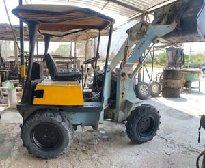 รถตักล้อยางTCM808 เอวอ่อน บุ๋งกี๋0.7Q ขับเคลื่อน4WD รถตักล้อยางTCM808 เอวอ่อน บุ๋งกี๋0.7Q ขับเคลื่อน4WD