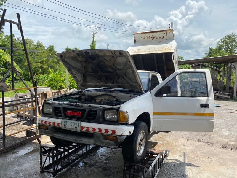 กระบะดั้มพ์ ISUZU TFR 4ล้อ ดั้มพ์ ปี1995 เลขไมล์ 242,308 กม.