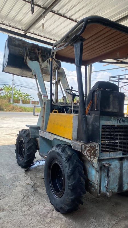 รถตักล้อยางTCM808 เอวอ่อน บุ๋งกี๋0.7Q ขับเคลื่อน4WD รถตักล้อยางTCM808 เอวอ่อน บุ๋งกี๋0.7Q ขับเคลื่อน4WD