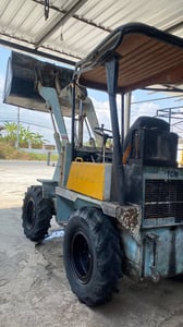 รถตักล้อยางTCM808 เอวอ่อน บุ๋งกี๋0.7Q ขับเคลื่อน4WD รถตักล้อยางTCM808 เอวอ่อน บุ๋งกี๋0.7Q ขับเคลื่อน4WD