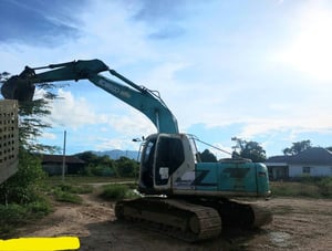 KOBELCO รุ่น SK200 รถสภาพดี พร้อมใช้งาน เอกสารเล่มทะเบียน ดูรถ จ.ยะลา