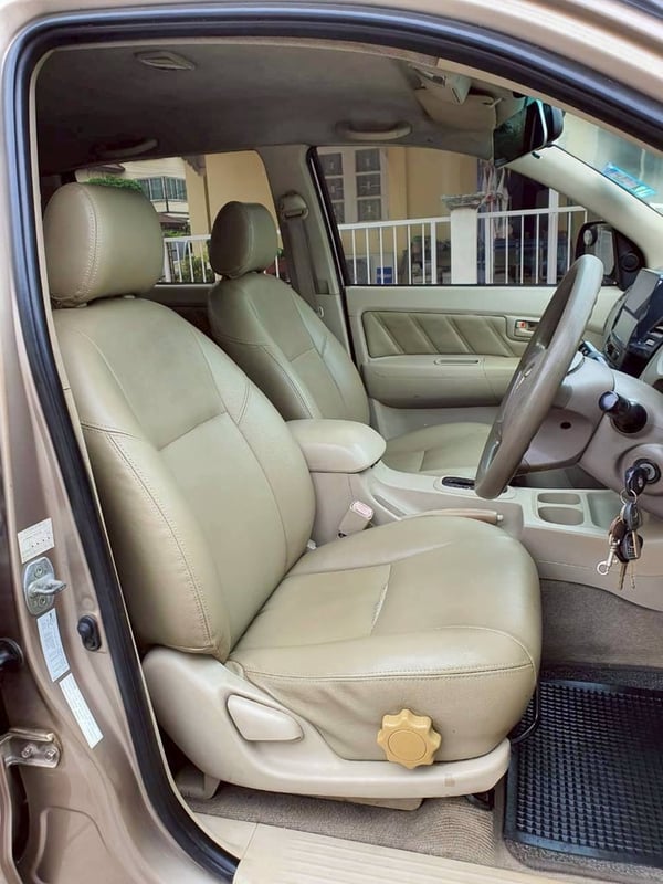 #TOYOTA HILUX VIGO DOUBLE. CAB 3.0G ปี 2004 🚩 สีน้ำตาล #เกียร์ออโต้  #รถมือเดียว      