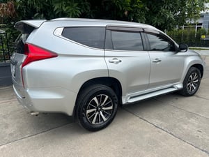 2015 Mitsubishi Pajero 2.4 GT 2015 Mitsubishi Pajero 2.4 GT