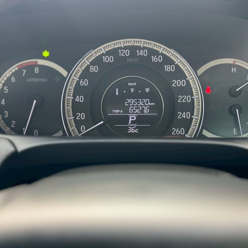 Honda Accord 2.0E ปี2018  19 สีดำ ราคา369,000บาท ไมล์29x,xxx km. มือเดียวป้ายแดง