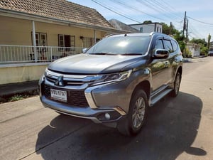 #Mitsubishi Pajero Sport 2.4 GT Premium 2WD ปี 2016 สีเทา เกียร์ At ราคา 499,000 บาท #Mitsubishi Pajero Sport 2.4 GT Premium 2WD ปี 2016 สีเทา เกียร์ At ราคา 499,000 บาท