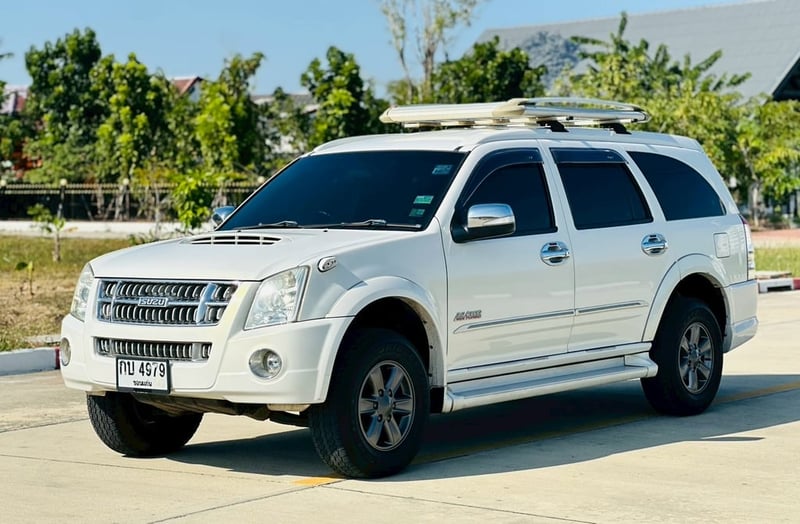 รถบ้านเข้าใหม่ มือเดียวออกห้างป้ายแดง ไมล์แท้ เข้าศูนย์ตลอด สวย เดิมๆ ราคาดี  #ISUZU MU7 3.0i-TEQ 2WD VGS TURBO PLATINUM ปี2009 สีขาว