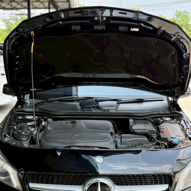 Mercedes-Benz CLA 200 ปี 2016