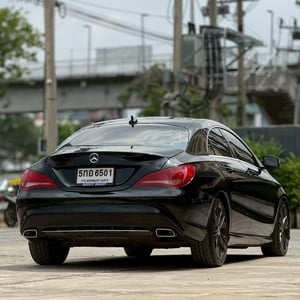 Mercedes-Benz CLA 200 ปี 2016