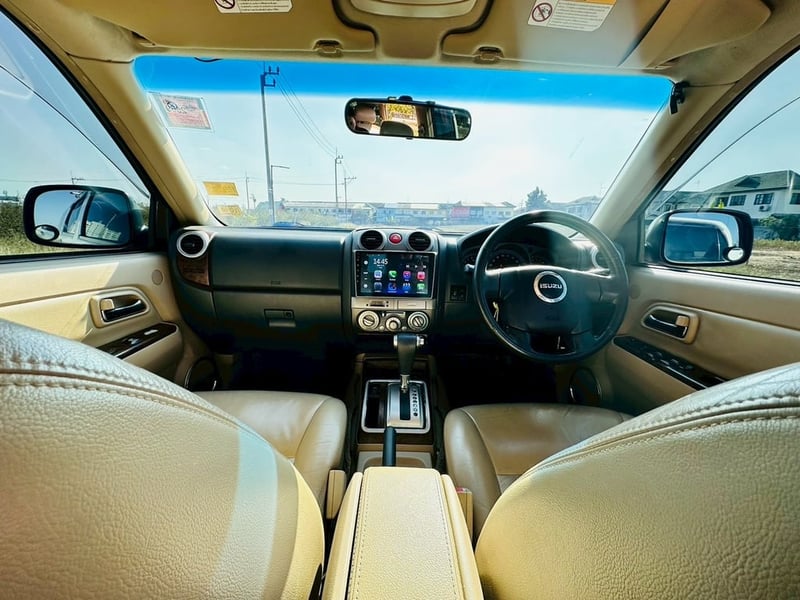 รถบ้านเข้าใหม่ มือเดียวออกห้างป้ายแดง ไมล์แท้ เข้าศูนย์ตลอด สวย เดิมๆ ราคาดี  #ISUZU MU7 3.0i-TEQ 2WD VGS TURBO PLATINUM ปี2009 สีขาว