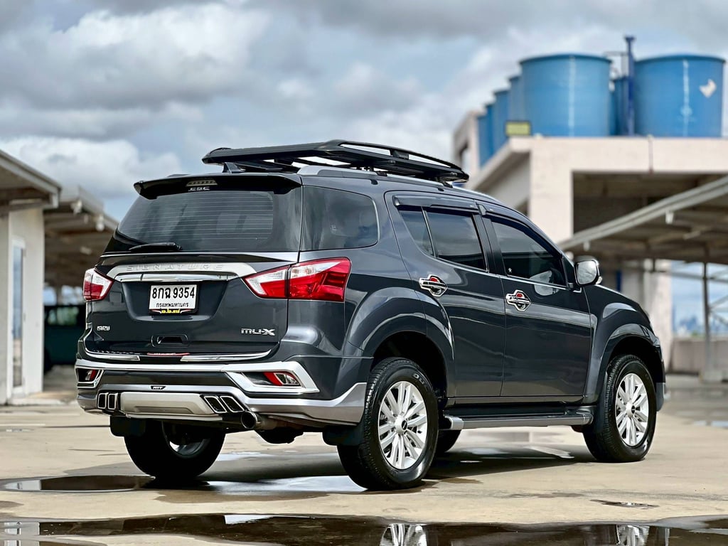 Isuzu mux