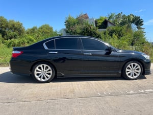 สวยขับดี อุปกรณ์ครบ มีนบุรี 2.4 Honda accord เบนซินขาย Honda ACCORD 2.4 TECH ท๊อปซันรูฟ ปี 2013 จด2014