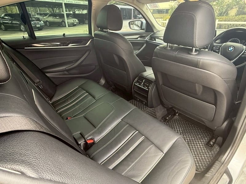 BMW G30 520D Sport Line ปี2018 BMW G30 520D Sport Line ปี2018