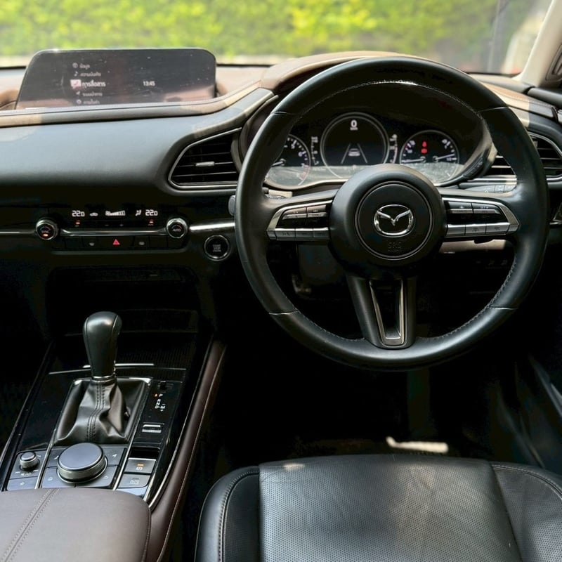 Mazda CX-30 2.0 SP ปี 2021 สีเทาดำ – ตัวท็อป ซันรูฟ ไมล์น้อย ราคา 549,000.- Tel 0853375537 เอ