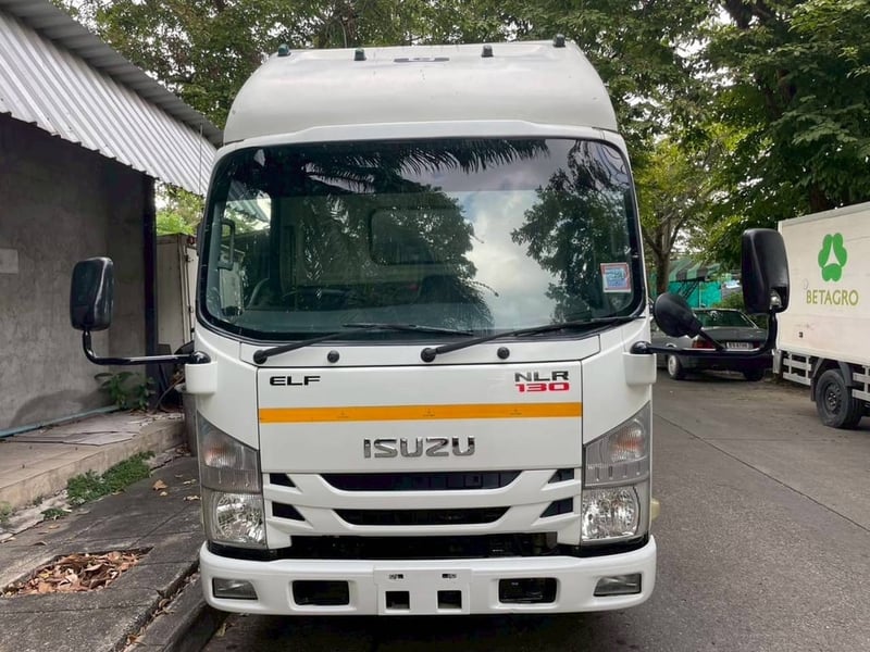 2020 Isuzu NLR130 3000cc ขาย565000 2020 Isuzu NLR130 3000cc ขาย565000