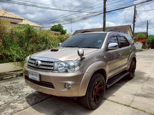 Fortuner 2011