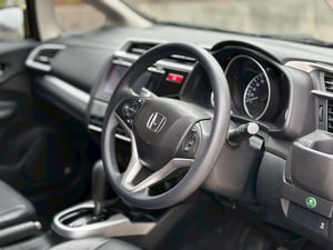 Honda jazz 1.5 sv top