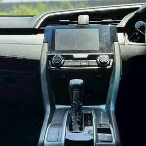 Honda Civic FC 1.8 EL ปี 2017 สีน้ำเงิน – ไมล์น้อย รถบ้านเดิมๆ สวยจัด