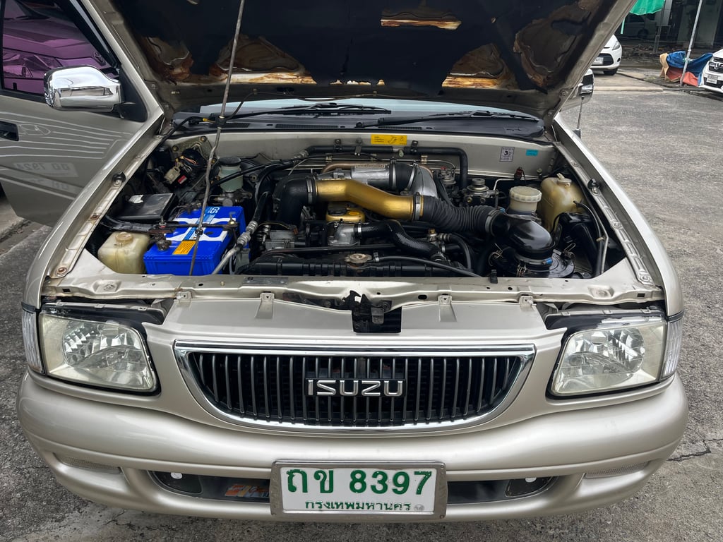 1999 Isuzu 2.8 slx