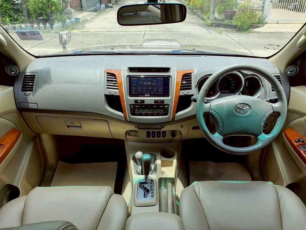 Fortuner 2011