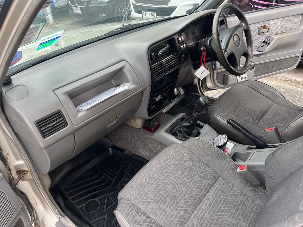 1999 Isuzu 2.8 slx