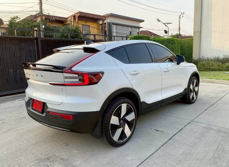   Volvo C40 EV Twin Motor 2023 