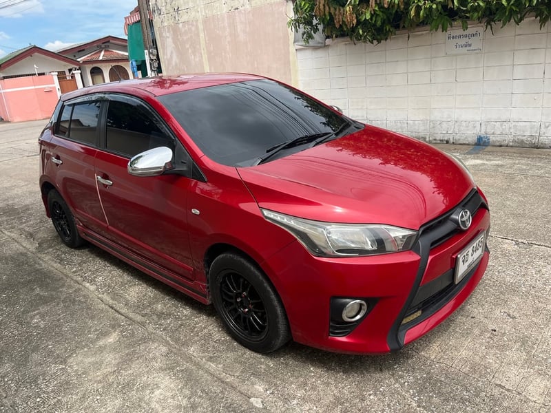 Toyota Yaris 1.2 ATAuto j มือหมุน ปี2013 Toyota Yaris 1.2 ATAuto j มือหมุน ปี2013