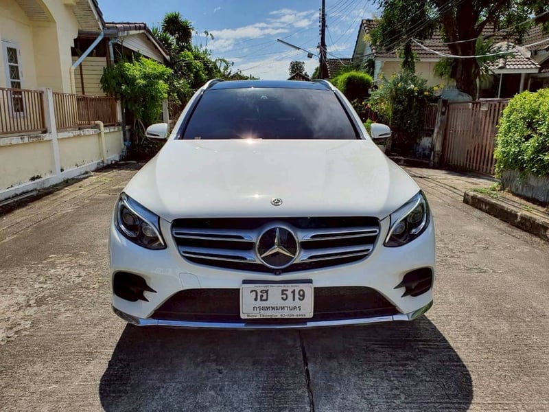 #Mercedes-Benz GLC 250d 2.1 AMG Dynamic ปี 2019 เกียร์ AT สีขาว #Mercedes-Benz GLC 250d 2.1 AMG Dynamic ปี 2019 เกียร์ AT สีขาว