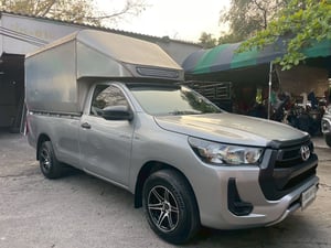 2021 Toyota revo 2.4,mt