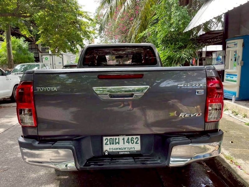 2019 Toyota revo 2.4 mt 