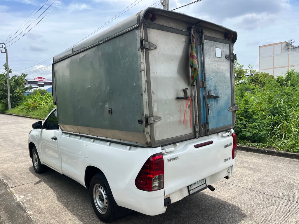 2019 Toyota revo 2.4 mt