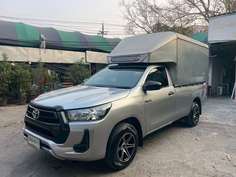 2021 Toyota revo 2.4,mt