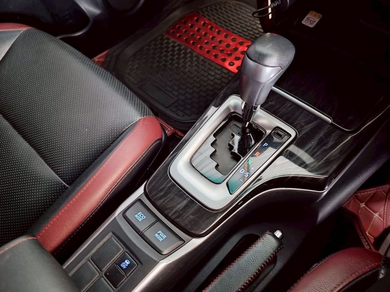 ➡️TOYOTA LEGENDER 2.4 V 2 WD เกียร์ออโต้ ปี 2020 (ไม่ขายป้ายทะเบียน) ⭕️ไมล์ 81,400 KM 💲1,050,000 ➡️ จัดไฟแนนซ์ถึงบ้าน-ที่่ทำงาน  รับซื้อขาย รถยนต์มือสอง  