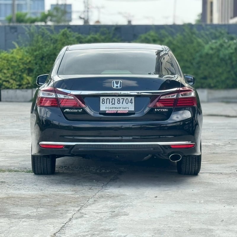 Honda Accord 2.0E ปี2018  19 สีดำ ราคา369,000บาท ไมล์29x,xxx km. มือเดียวป้ายแดง