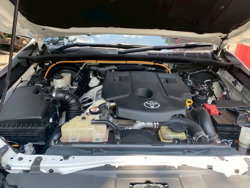 TOYOTA HILUX REVO 2.4 HIGH PRERUNNER DOUBLECAB AT 2021 TOYOTA HILUX REVO 2.4 HIGH PRERUNNER DOUBLECAB AT 2021