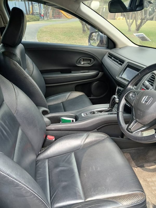 2016 Honda Hrv 1.8EL AT ขาย 338000 มือเดียว 0853375537